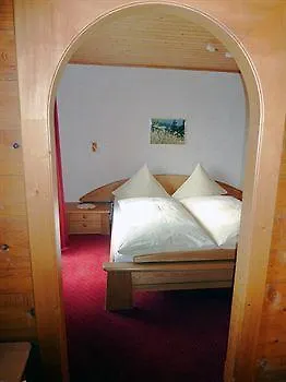 Szálloda Rhodania *